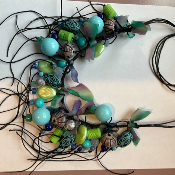 Theresa Goodall Handcrafted Beaded Fringe Necklace - Picture 4 of 7